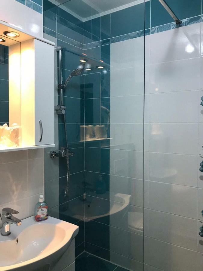 Apartament Mont Blanc Sinaia Bagian luar foto