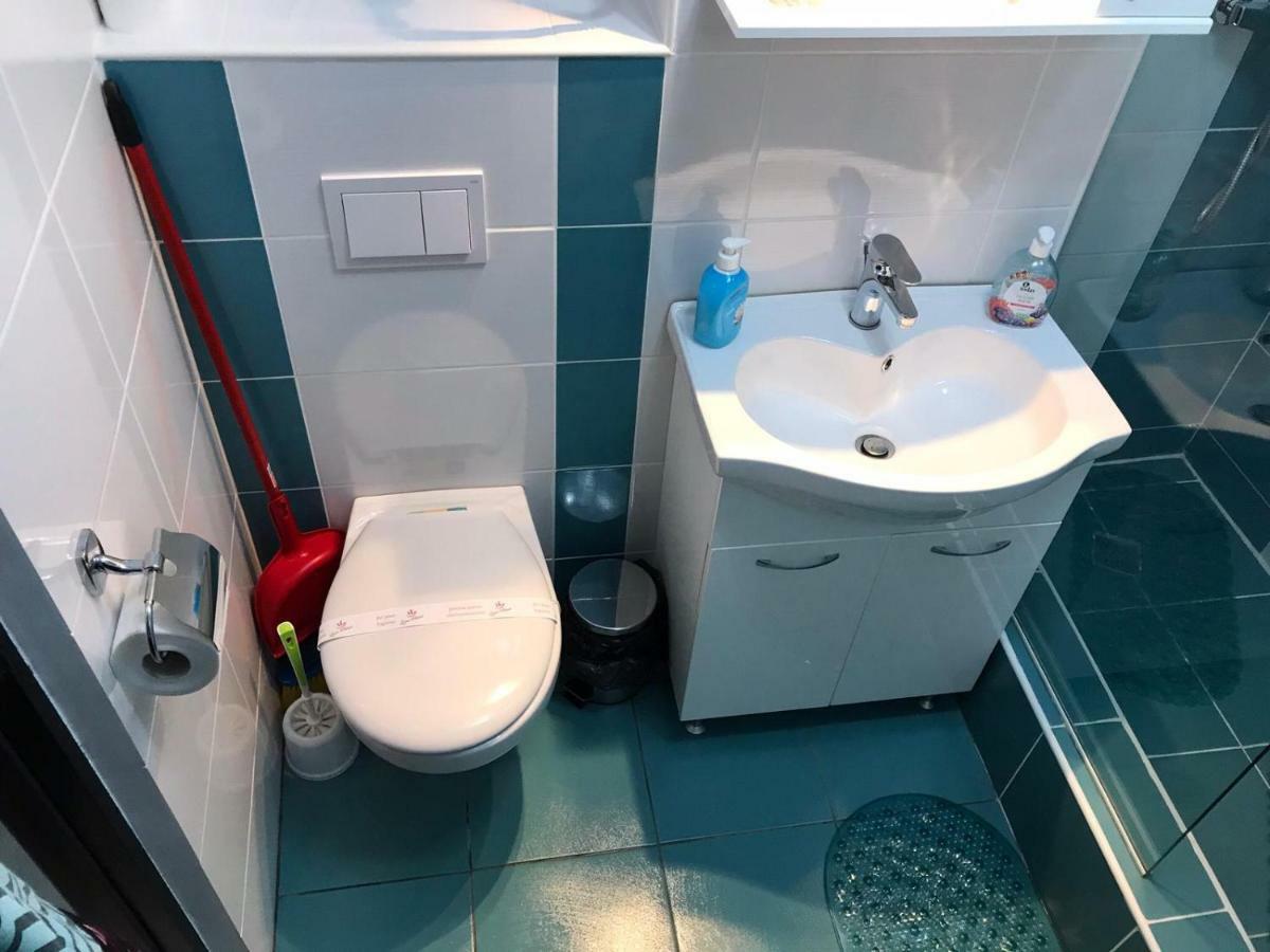 Apartament Mont Blanc Sinaia Bagian luar foto